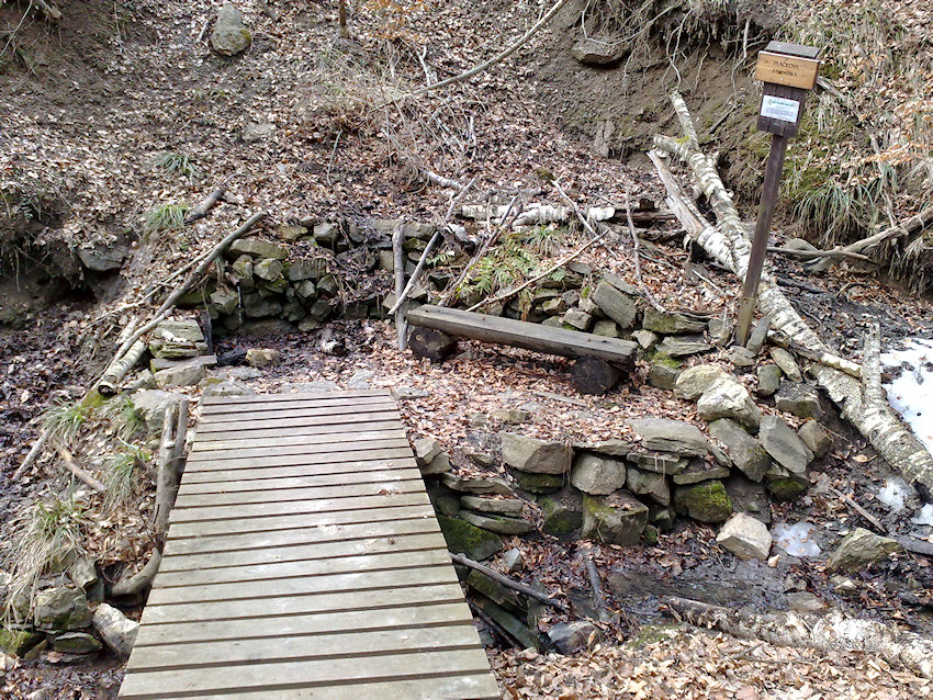 studánka Plačkova (1024) - březen 2009