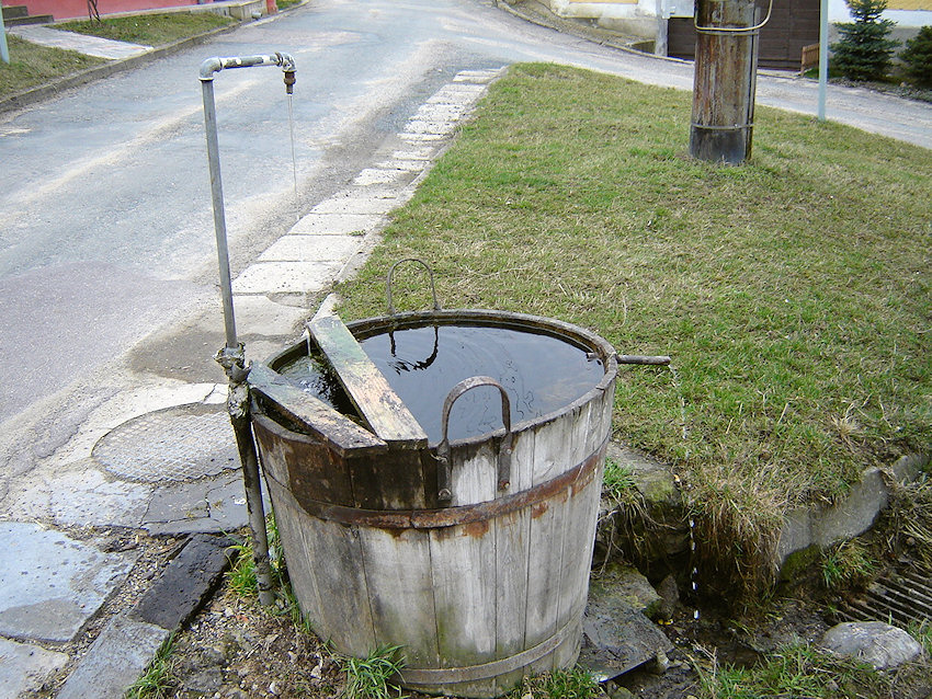 pramen bez jména (1104) - duben 2009