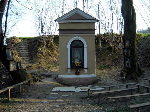 studánka Svatá voda (1304) - květen 2009