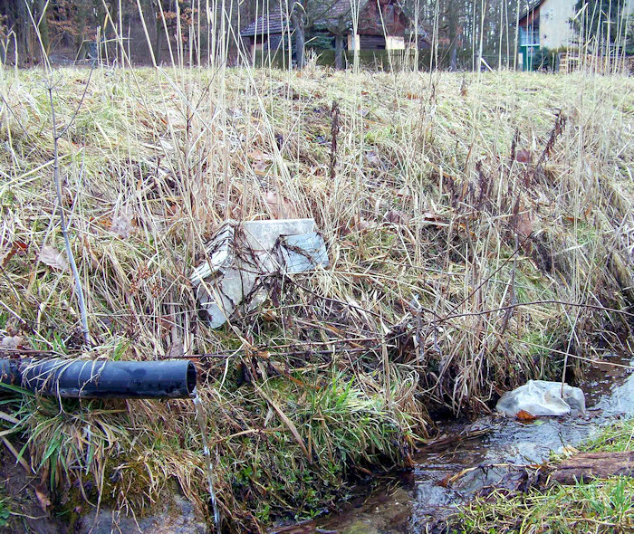 studna Na Hlince (1326) - květen 2009