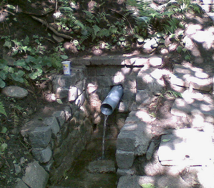 studánka Kladeruby (563) - září 2008