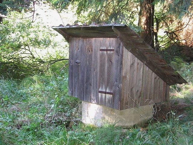 studánka Pod Cinovou cestou (618) - říjen 2008