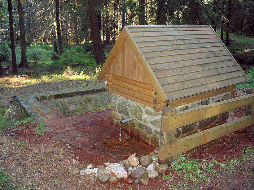 studánka U Pramene (627) - říjen 2008