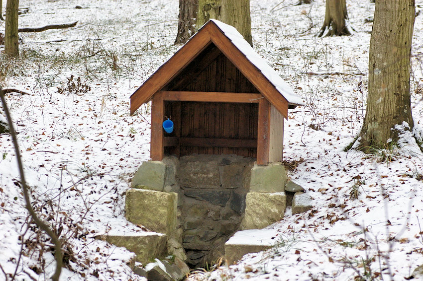studánka U lesácké chaty (895) - leden 2009