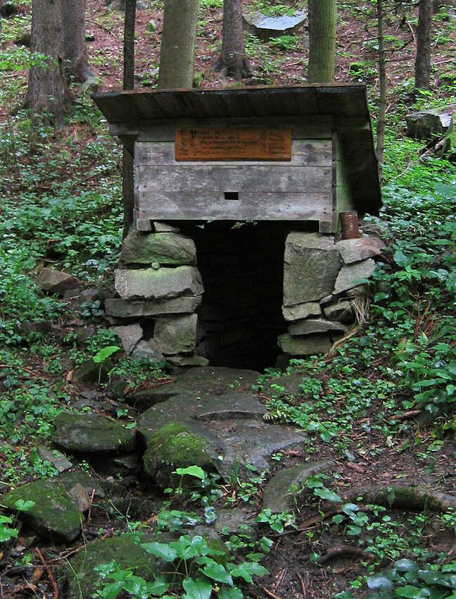 studánka Pod Vysokou skálou (920) - únor 2009