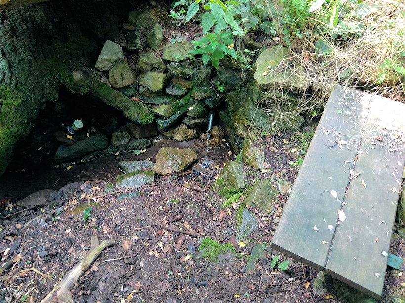 studánka Ve Žlíbkách (963) - datum neznámé