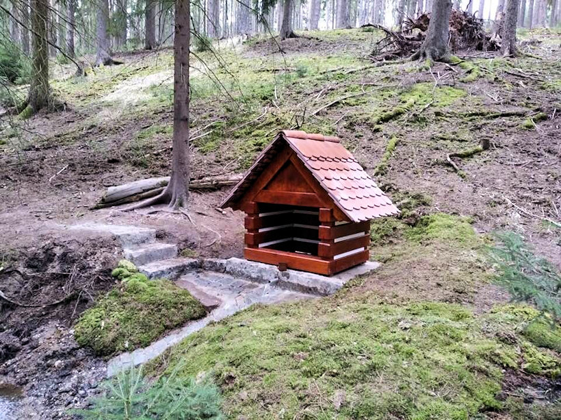 studánka Pod Šebíkovem (13813) - duben 2021