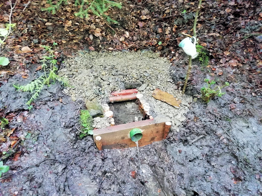 Ukrytá studánka (13899) - květen 2021