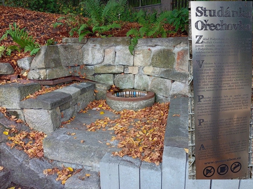 studánka Ořechovka (15022) - říjen 2023