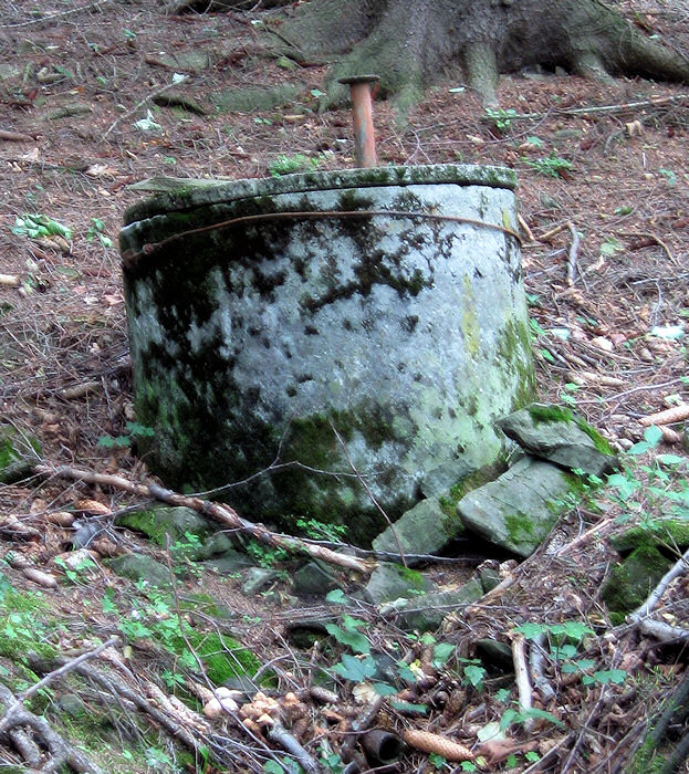 studna bez jména (1615) - červenec 2009