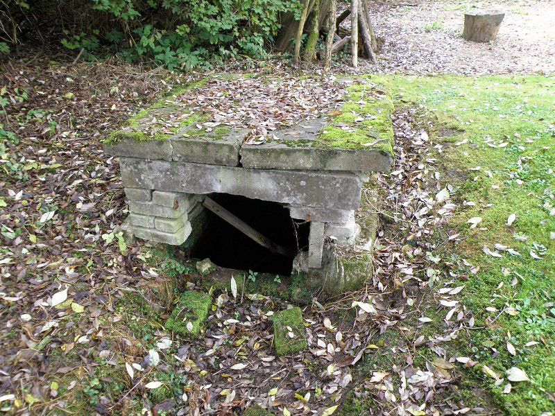 studánka U Hanykýřů (2014) - říjen 2009