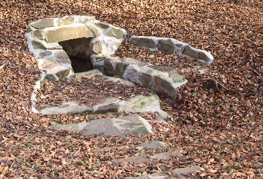 studánka Na loukách (2066) - říjen 2009