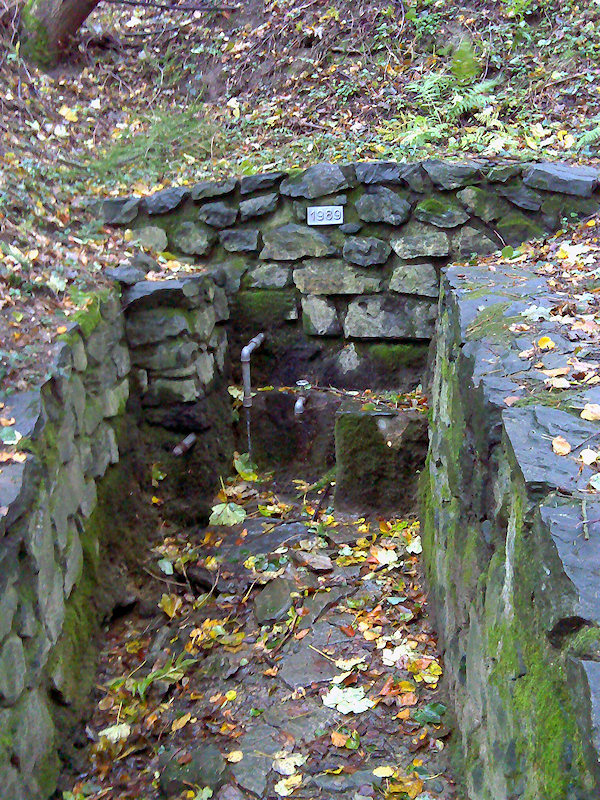 Studánka pod Mramorkou (2175) - říjen 2009