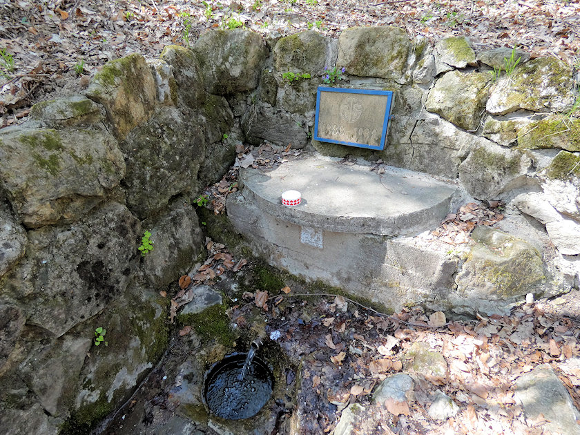 studánka Zavadilka (2311) - duben 2022
