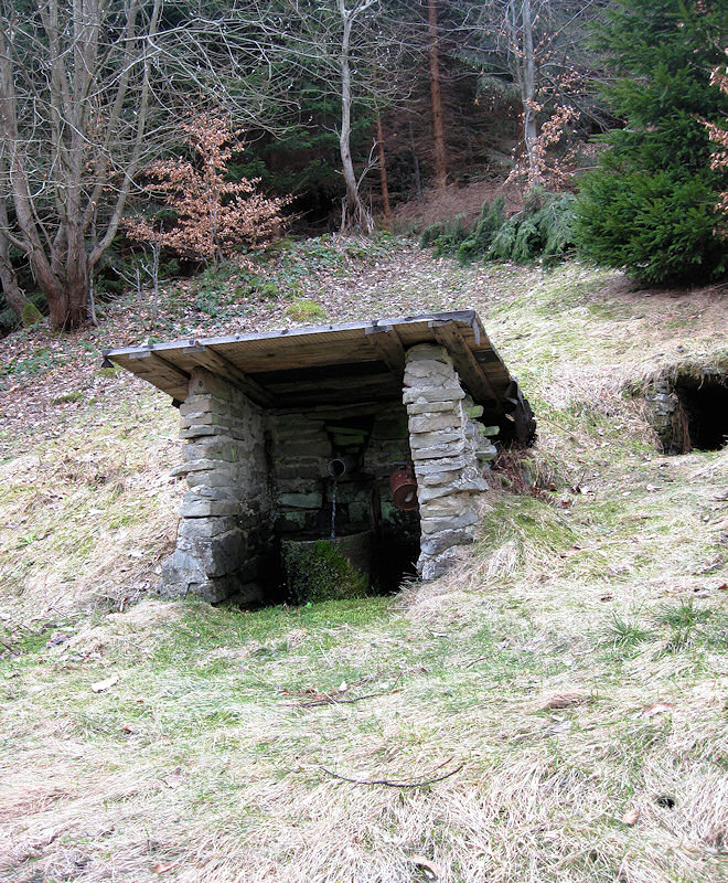 Malcharova studánka (2850) - březen 2010