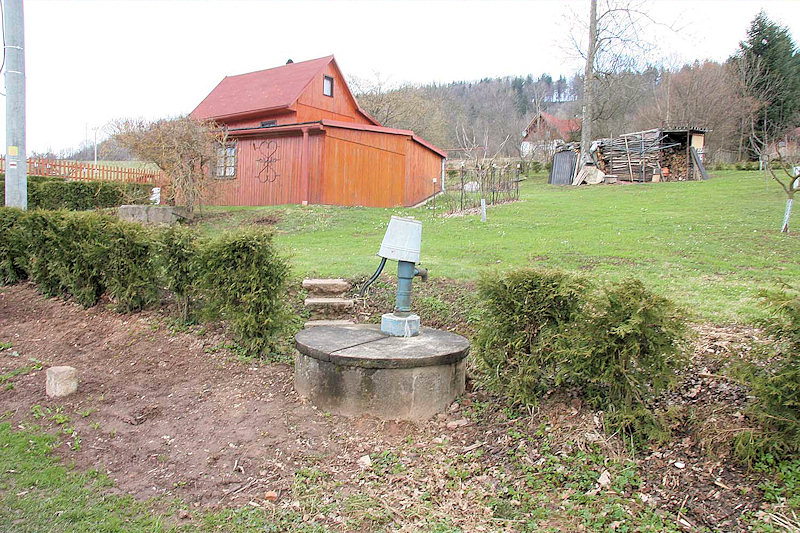 studna bez jména (2935) - duben 2010