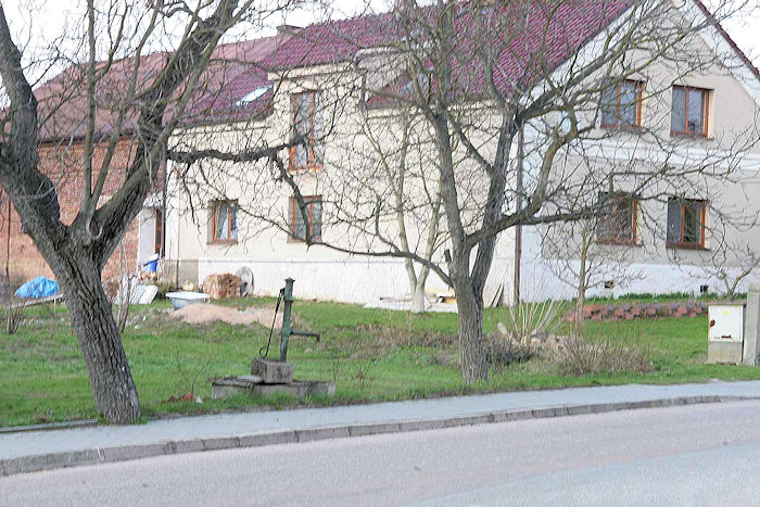 studna bez jména (2940) - duben 2010