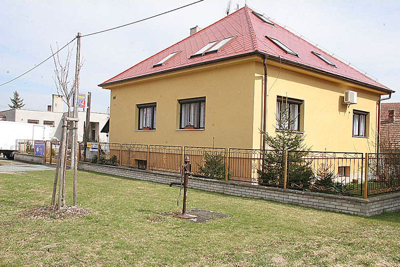 studna bez jména (2945) - duben 2010