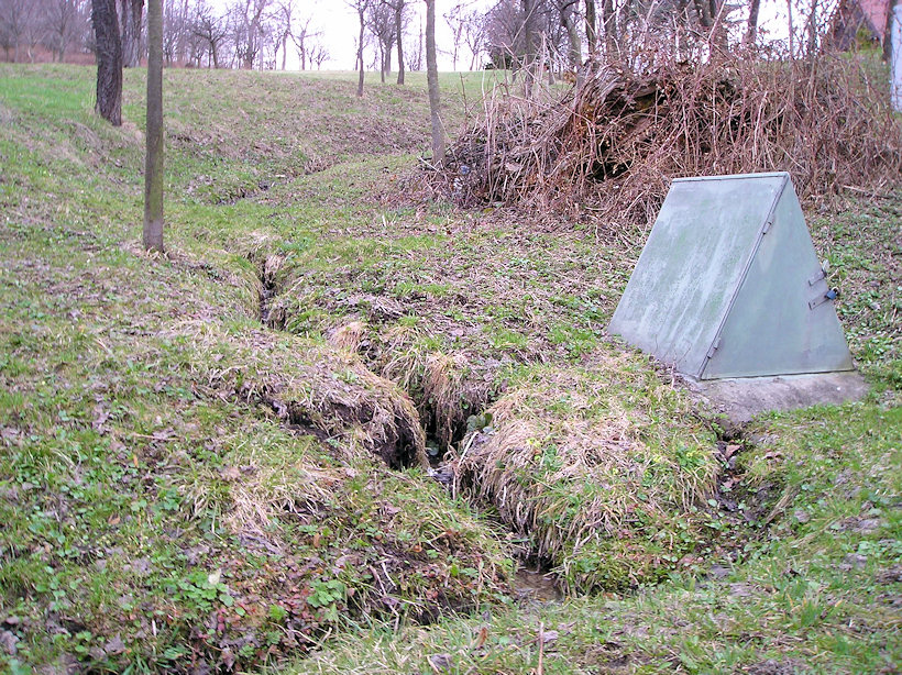 studánka Pod Krplovem (2955) - duben 2010