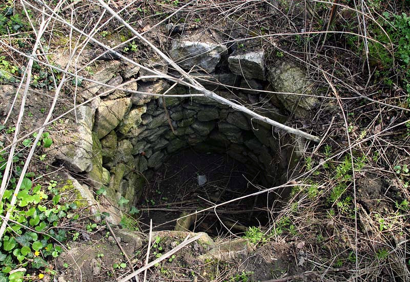 studna Pod Šobesem (3084) - duben 2010