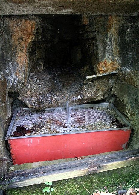 jiný vodní zdroj Raťkov - vodojem (3351) - červen 2010