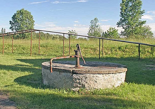 studna bez jména (3454) - červen 2010