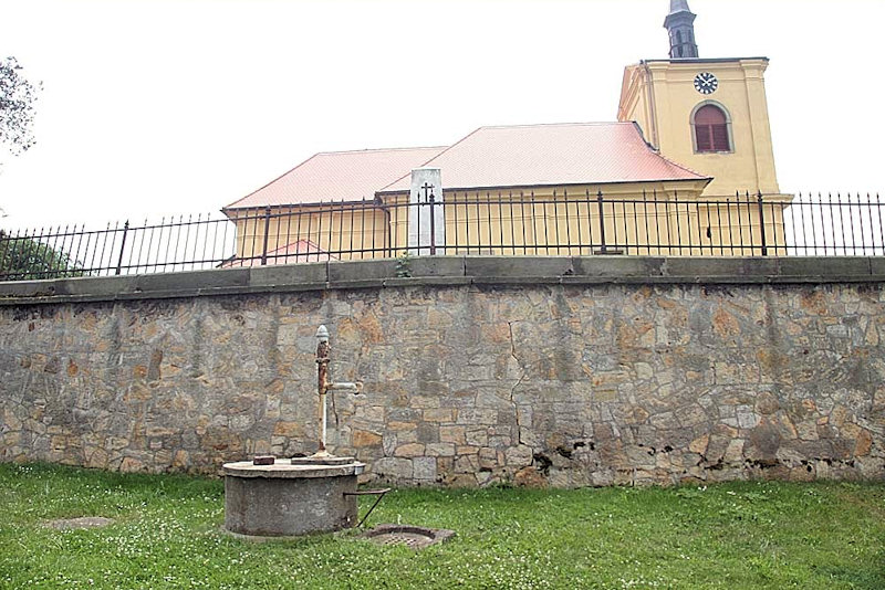 studna bez jména (3527) - červen 2010