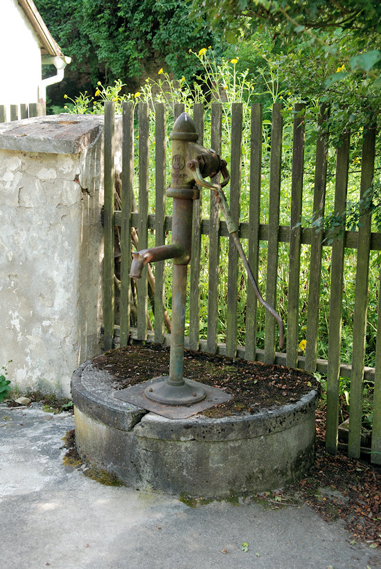 studna bez jména (3645) - červenec 2010