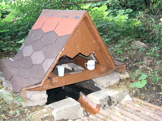 studánka Na Vlašňovech (3714) - srpen 2010