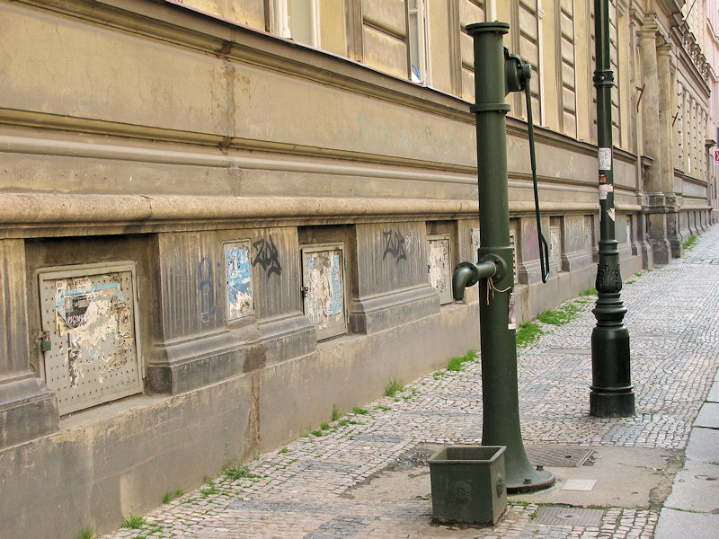 studna bez jména (3766) - srpen 2010