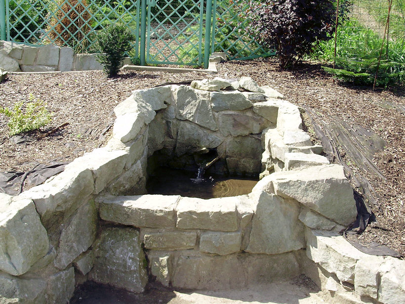 studánka Pod zahrádkou (3816) - srpen 2010