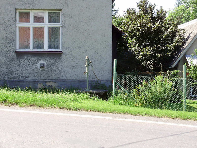 studna U obchodu (3817) - srpen 2010