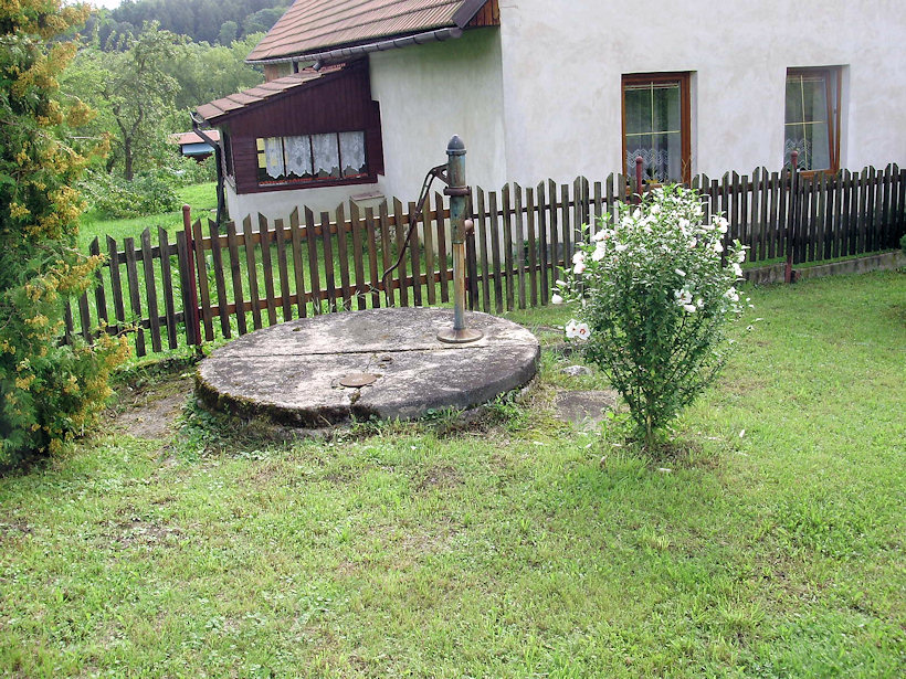 studna bez jména (3855) - srpen 2010