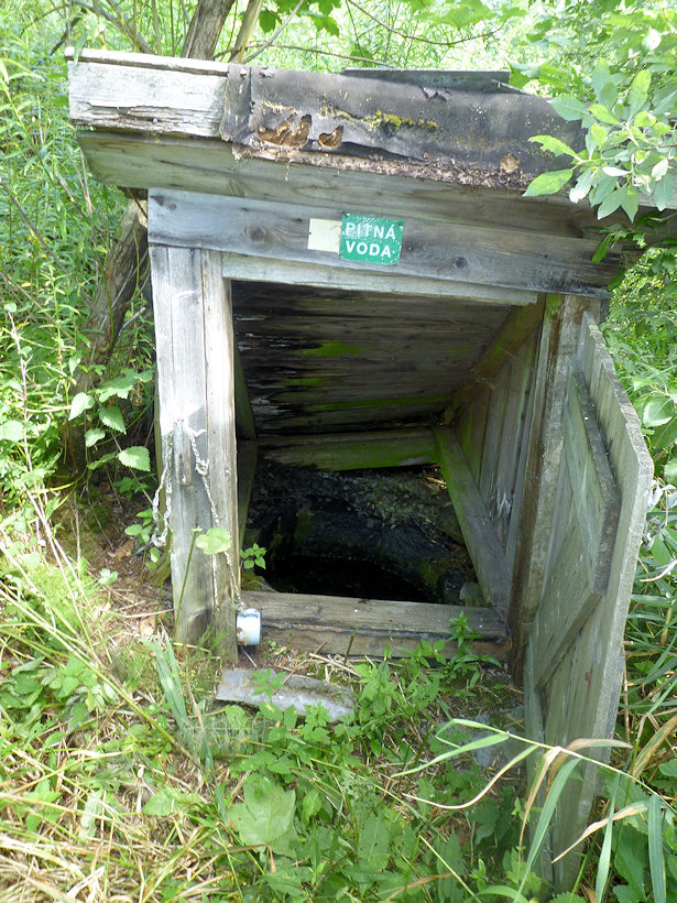 studánka Na Panských polích (3887) - srpen 2010
