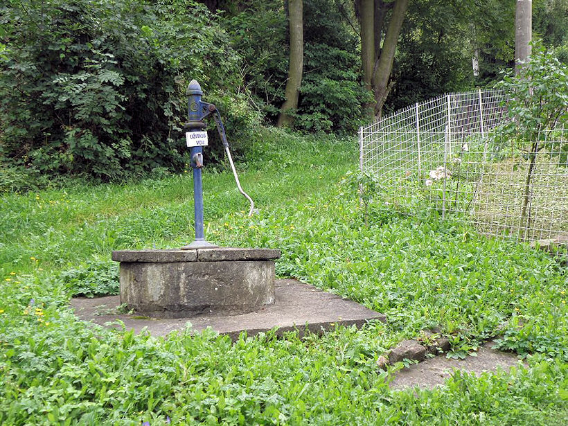 studna bez jména (3991) - září 2010