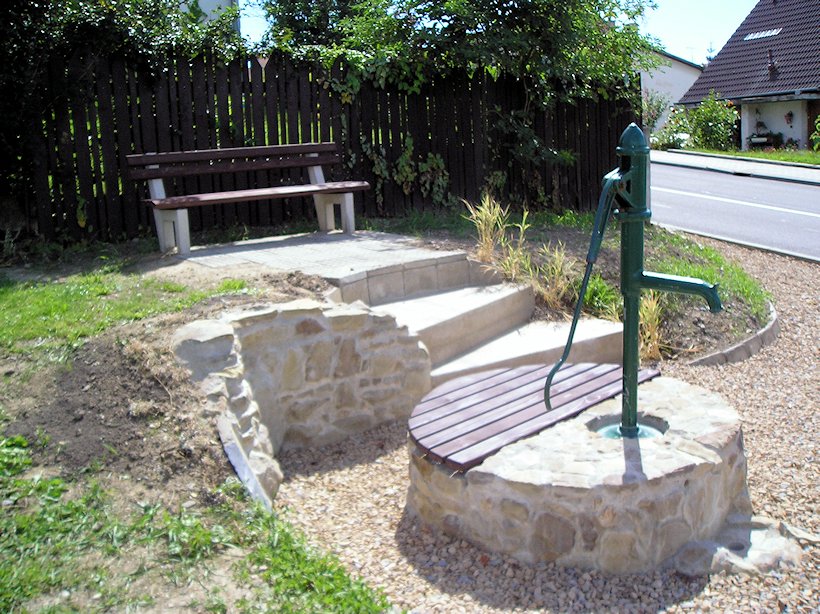Obecní studna (4234) - listopad 2010