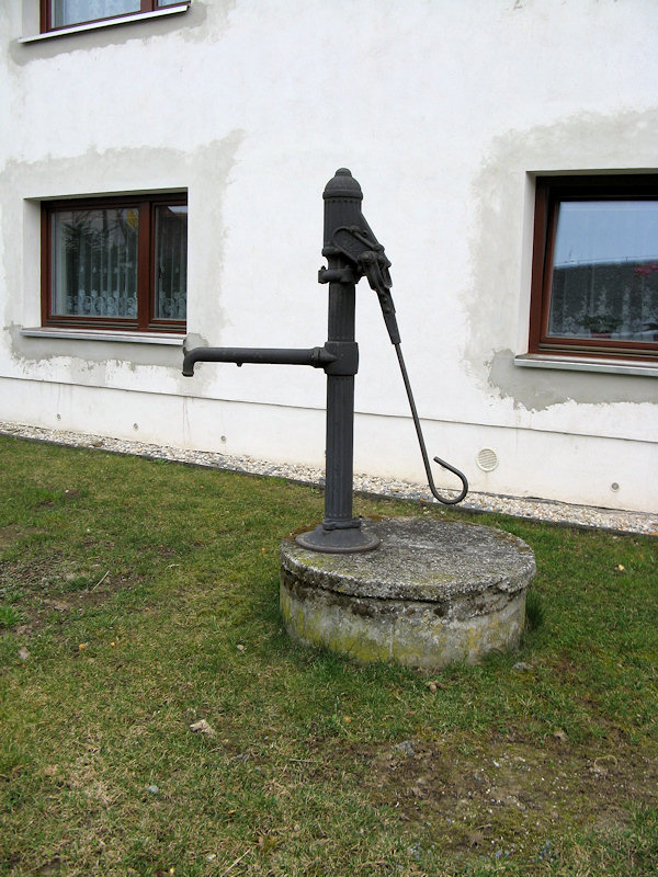studna bez jména (4494) - duben 2011
