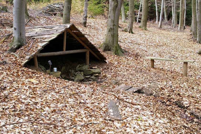 studánka Uhliska (5590) - duben 2012