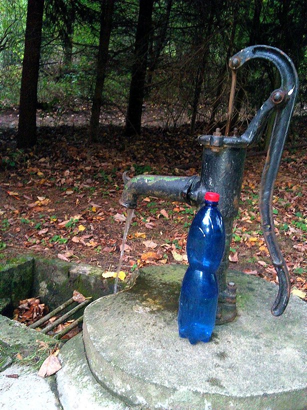 studna bez jména (6021) - září 2012