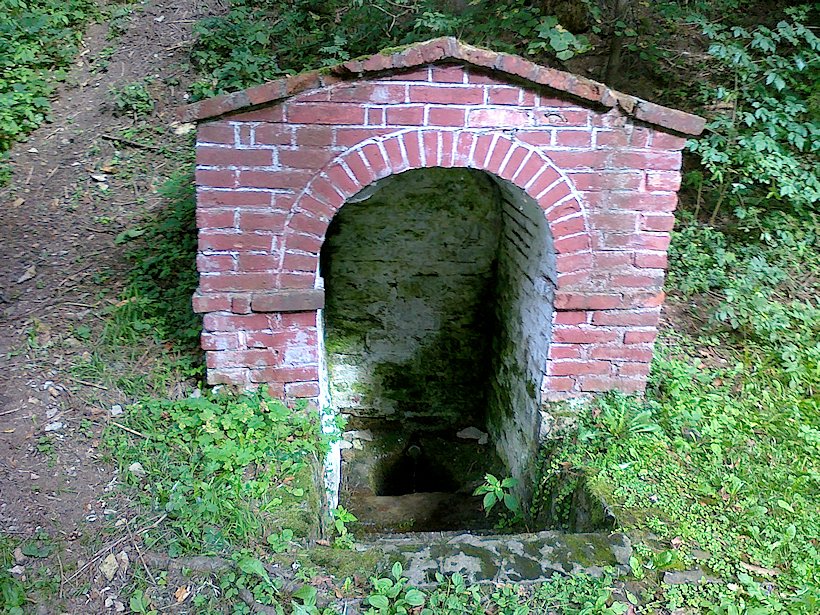 studánka U bývalých lázní (6075) - říjen 2012