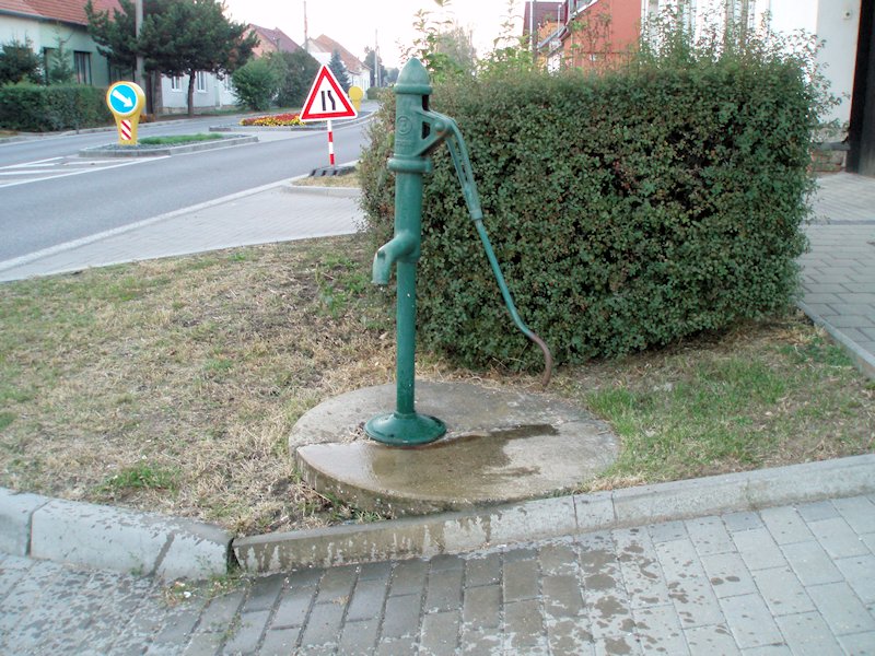 studna bez jména (6129) - říjen 2012