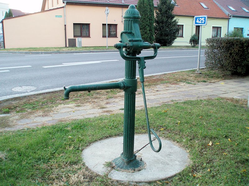 studna bez jména (6130) - říjen 2012
