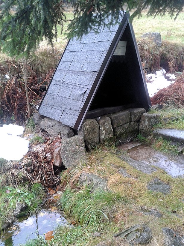 studánka bez jména (6185) - listopad 2012