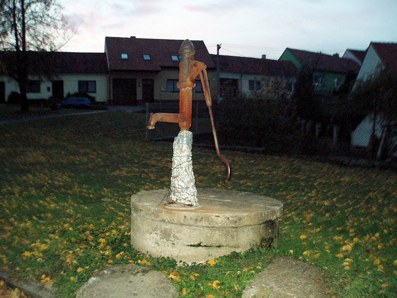 studna bez jména (6238) - listopad 2012