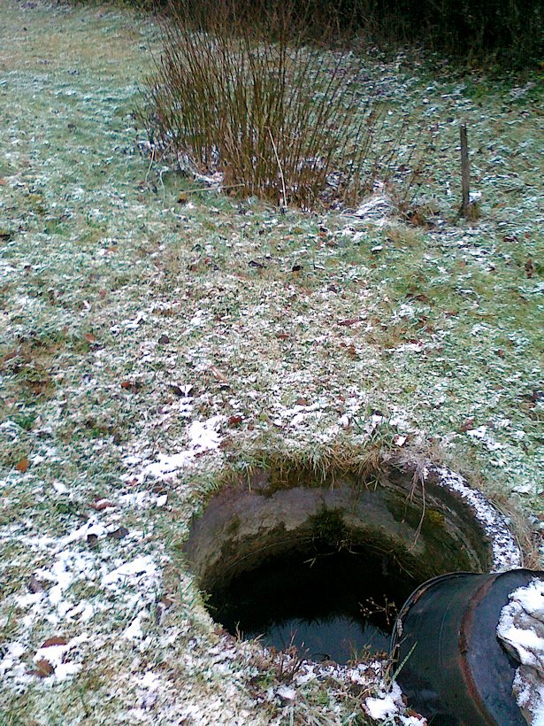 studánka Pod Robovým kopcem (6294) - prosinec 2012