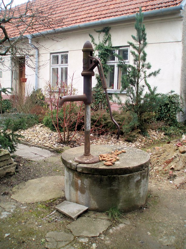 studna bez jména (6538) - březen 2013