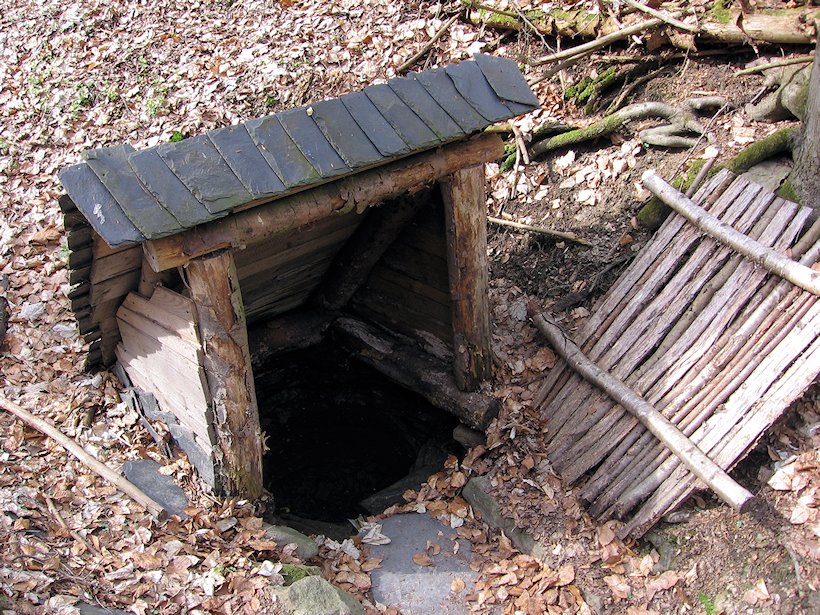 studánka Nad chatovištěm (6699) - duben 2013