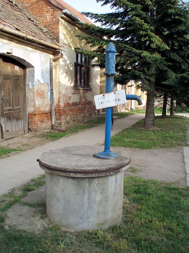 studna bez jména (6724) - květen 2013