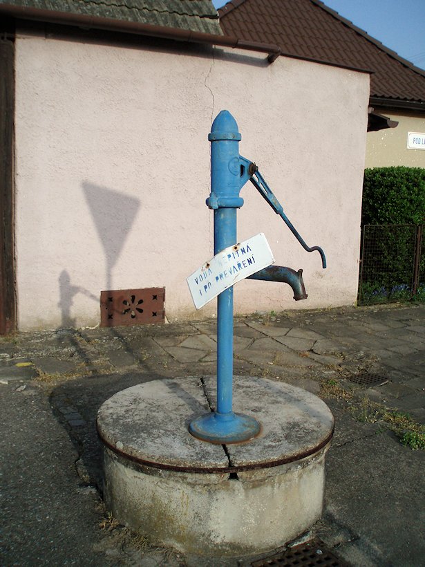 studna bez jména (6728) - květen 2013