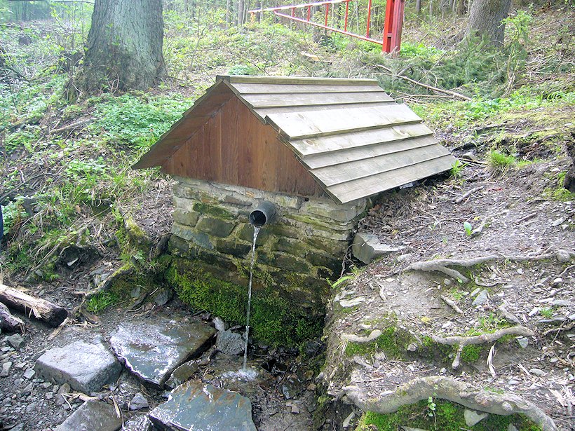 studánka U Izidorka (6792) - listopad 2010